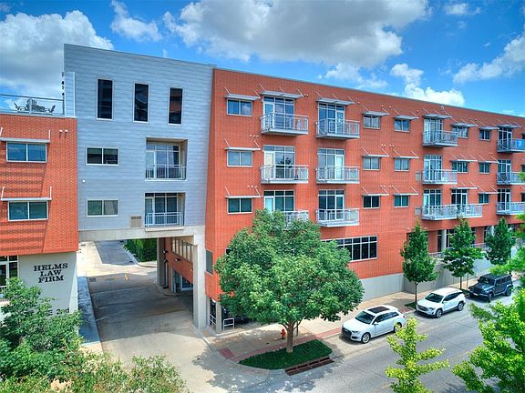 4th image of 1 NE 2nd St APT 309