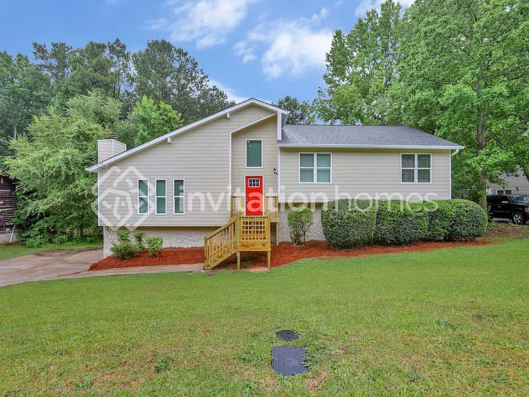 2335 Ambassador Dr — Photo 1