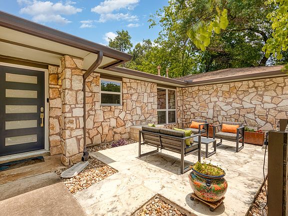4th image of 2103 Matterhorn Ln