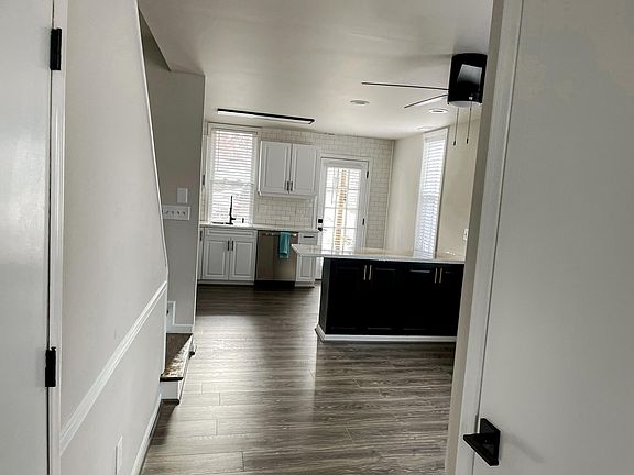5th image of 131 Fairground Ave