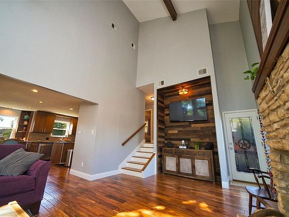 2nd image of 17813 Village Dr