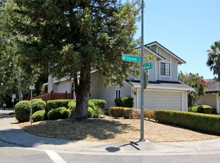 9311 Scottsview Ct, Elk Grove, CA 95758