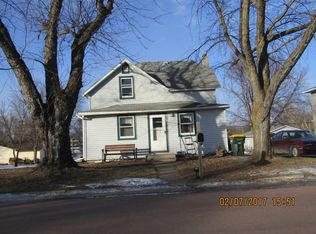 815 E Elm St, Redwood Falls, MN 56283