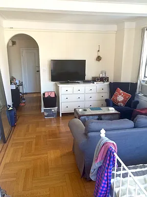 Rented by Luxor Homes & Investment Realty | media 10