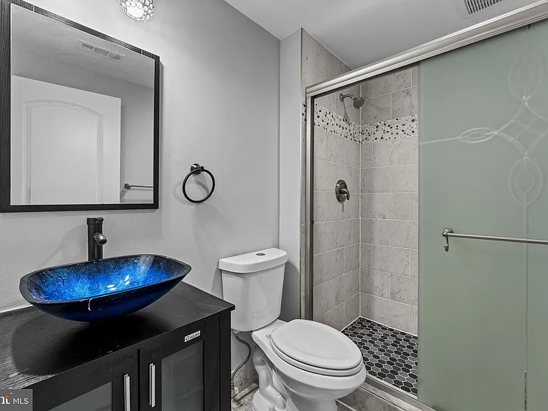 21268 Park Grove Ter — Photo 70