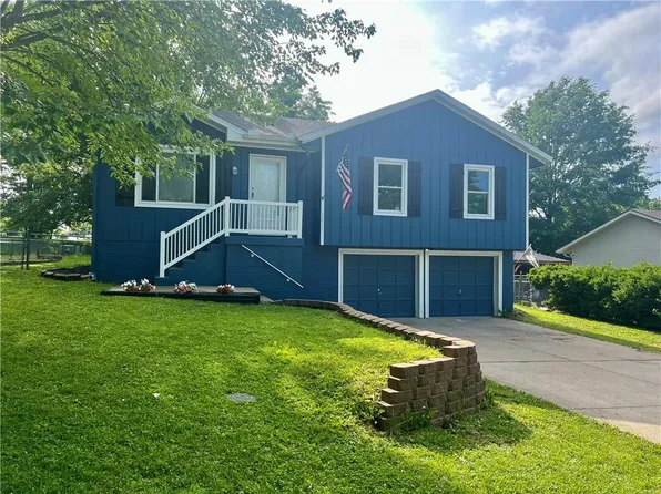 1411 Andrew St, Pleasant Hill, MO 64080