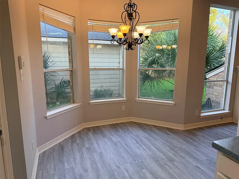 2303 Chelsea Ridge Ct — Photo 12