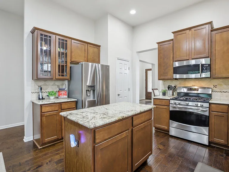 2228 Hilltop Climb Dr — Photo 2