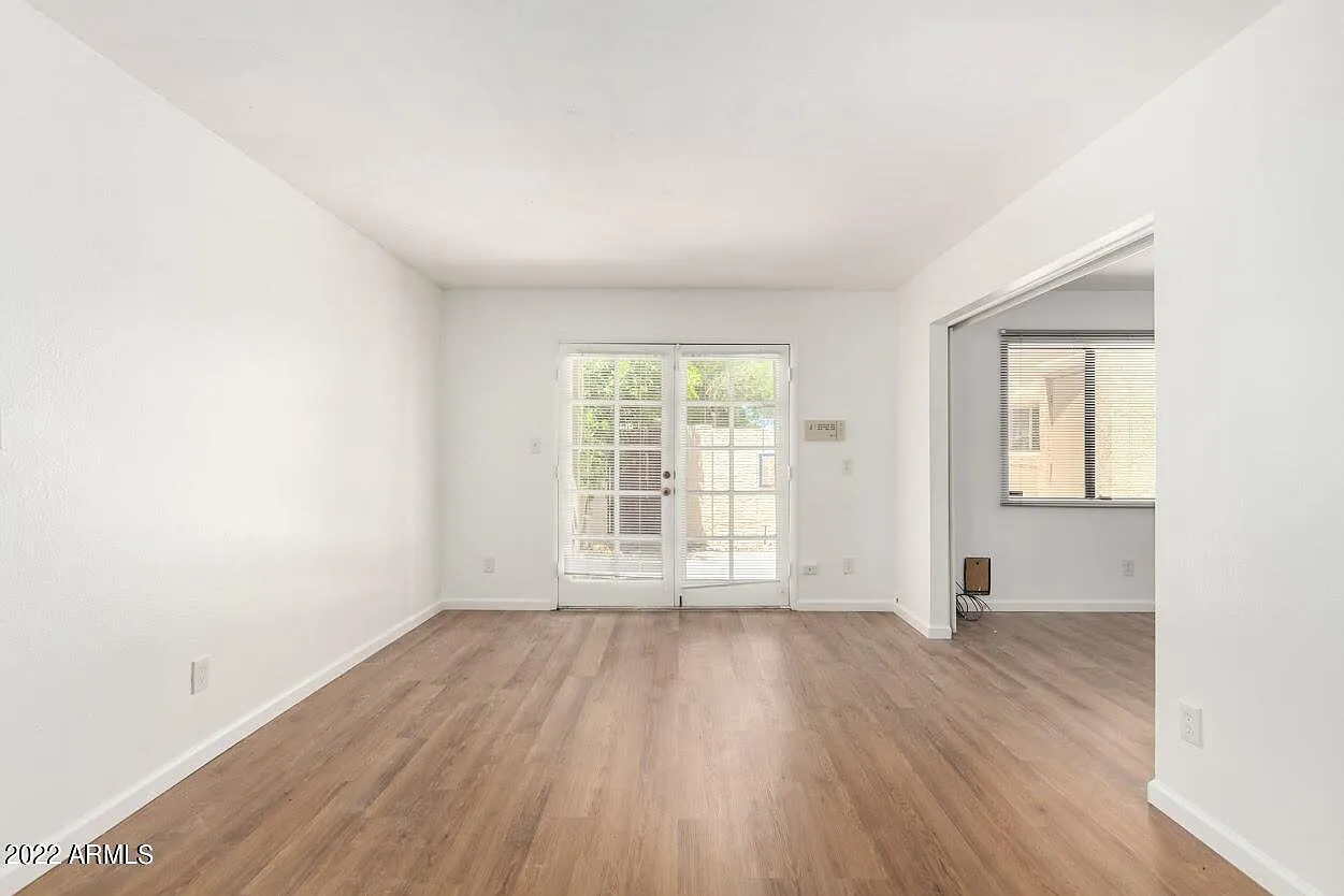 2 bed, 1.0 bath, 792 sqft, $1,950 — Photo 4