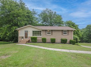 153 Bonnafield Dr, Hermitage, TN 37076