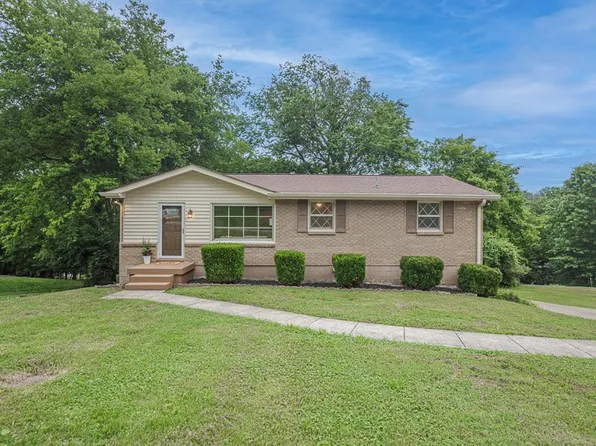 153 Bonnafield Dr, Hermitage, TN 37076