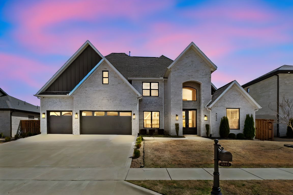 4203 S 87th Place Bentonville, AR 72713- No Watermark 01 day to dusk.jpeg