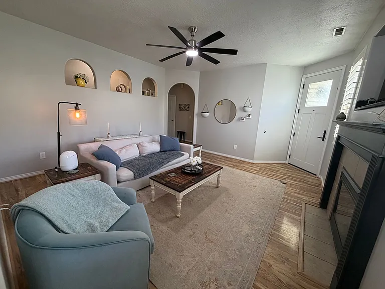 721 N Skipton Dr — Photo 6