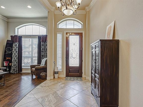2nd image of 28718 Havenport Dr