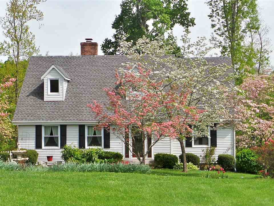 1st image of 143 Laurens Way