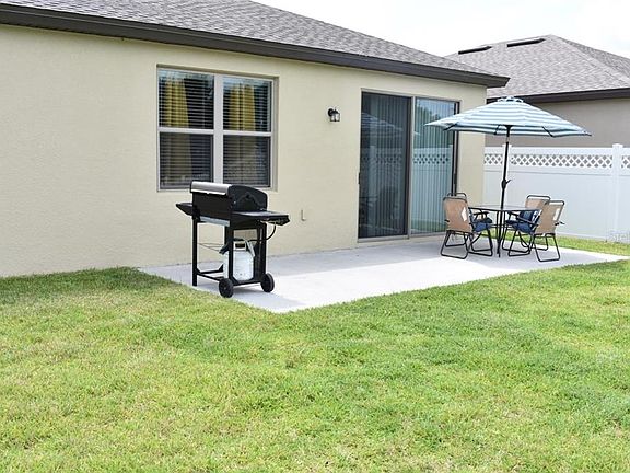 2nd image of 8874 Hinsdale Heights Dr