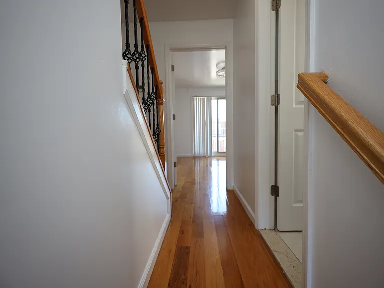 101 Ocean Ave — Photo 18