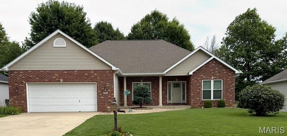 1st image of 2612 Sandstone Dr