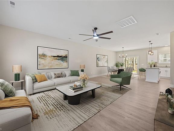 4th image of 2603 Cromwell Rd