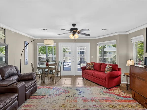 730 mather #K 203, New Braunfels, TX 78130