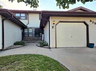 825 S Olson Ave UNIT F, Appleton, WI 54914