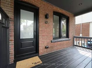 47 Hiltz Ave #1A, Toronto, ON M4L2N6