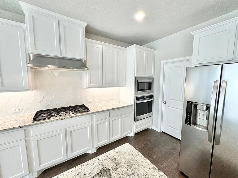 809 Uplands Dr — Photo 14