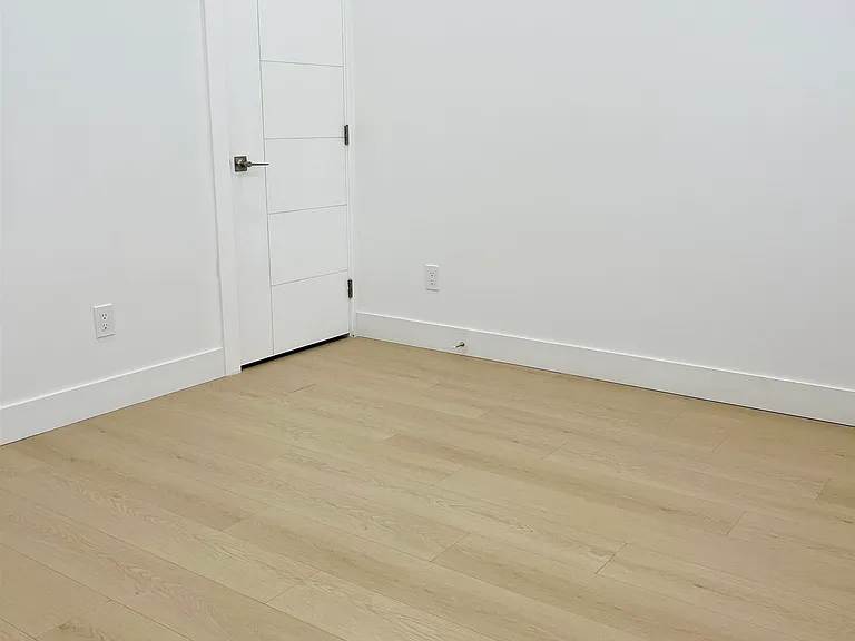 6560 Fleming St #B1 — Photo 8