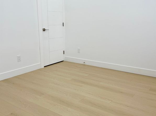 2 bedroom rental in Vancouver — photo 8