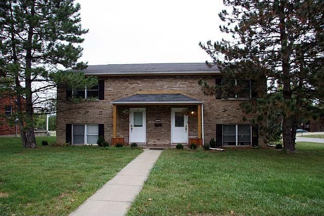 1st image of 729 Meadow Wood Dr