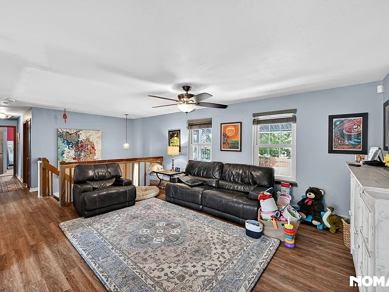 6913 Wolff St — Photo 10