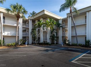1624 Pine Valley Dr APT 310, Fort Myers, FL 33907