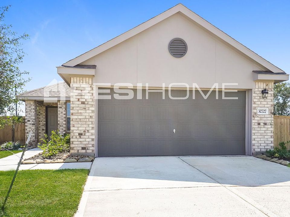 1st image of 32727 Dew Crest Ln