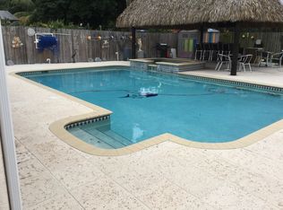 860 E 28th St, Hialeah, FL 33013