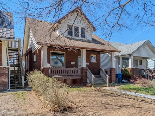 1135 Janette Ave, Windsor, ON N9A 5A6