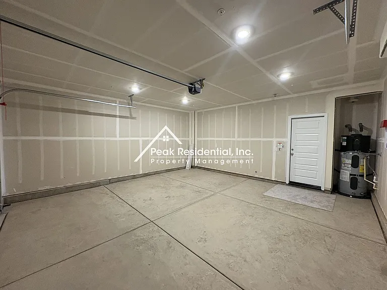 12636 Hereford Ave — Photo 28