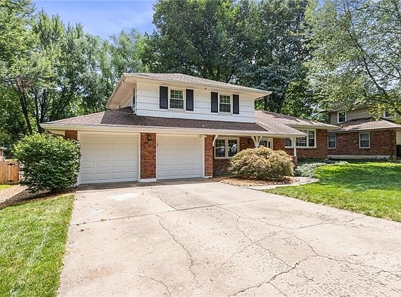 2nd image of 9405 Carter Dr