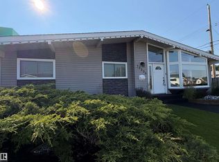 13304 70th St NW, Edmonton, AB T5C 0K3