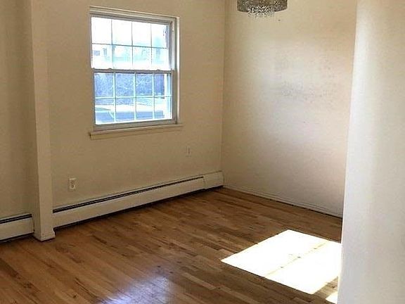 3rd image of 212-01 41st Ave