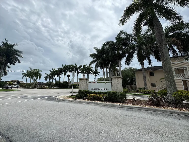 2590 NE 3rd Dr #203 — Photo 71