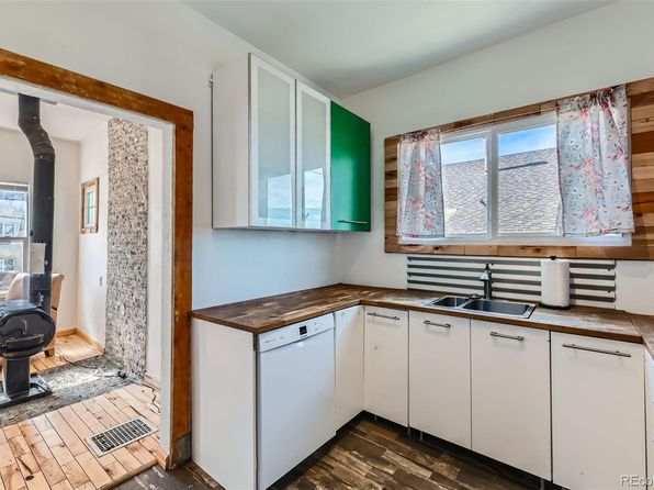 aurora-colorado-13033970 picture