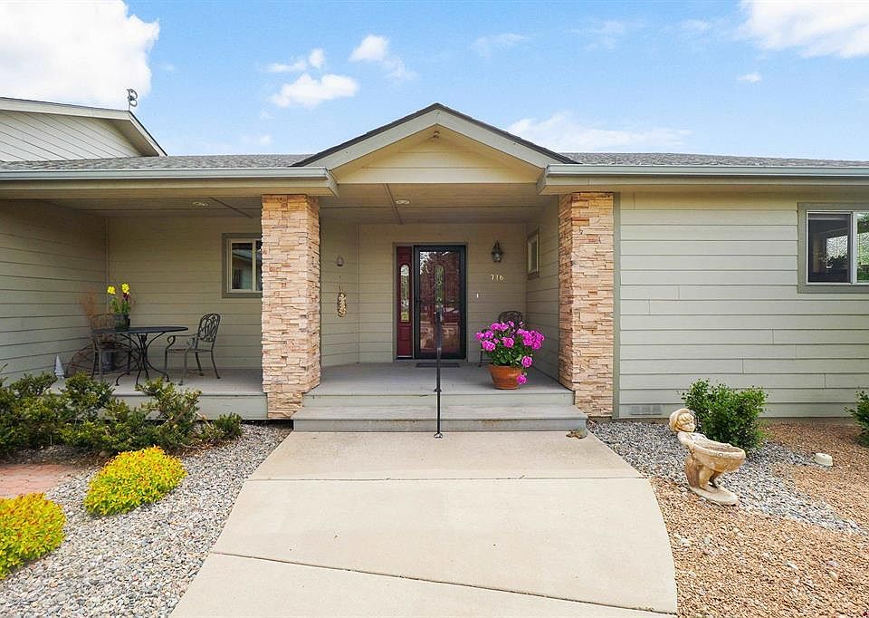 1st image of 716 Lupine Drive