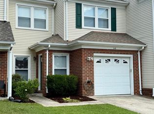 518 Brisa Dr, Chesapeake, VA 23322