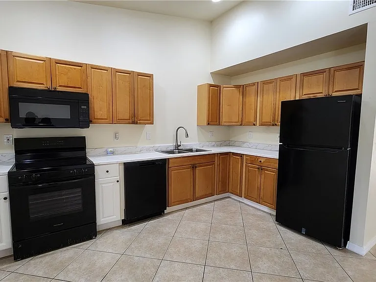 2118 Snead Dr #2118 — Photo 18