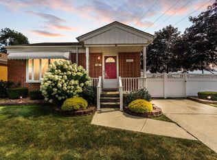 535 Kings Hwy, Lincoln Park, MI 48146