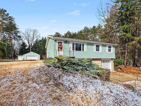3rd image of 7249 Chandler Dr NE