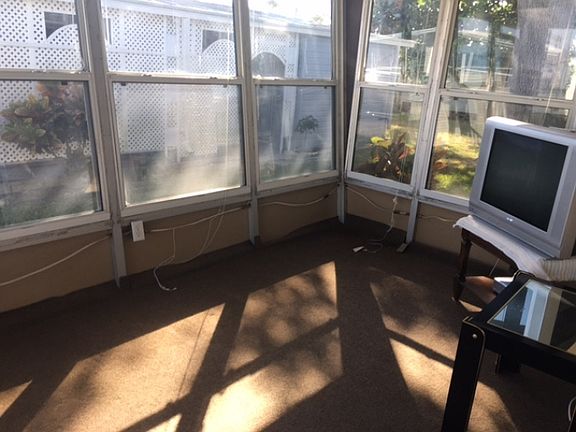 5th image of 453 Trinidad Ln