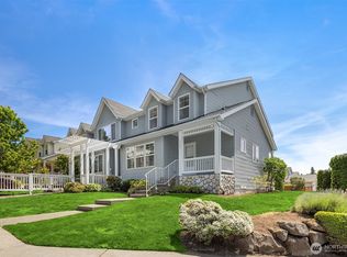 3701 NE 6th St, Renton, WA 98056