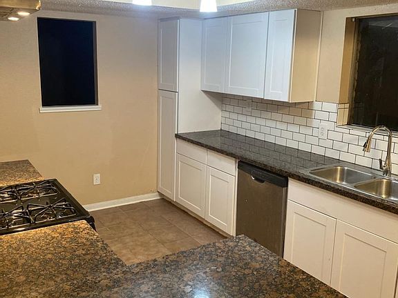 3rd image of 9102 Southbluff Blvd