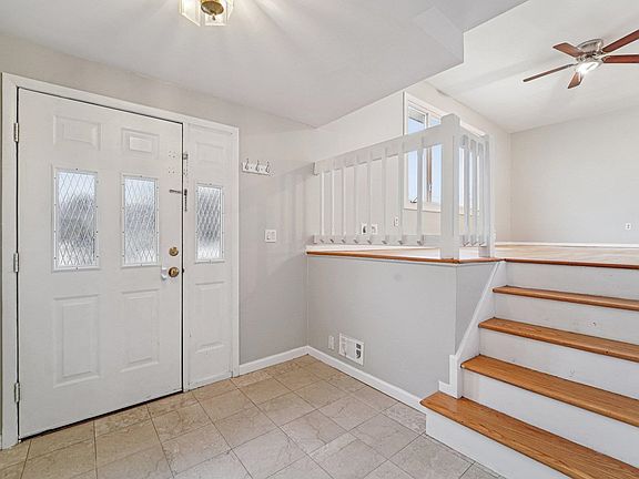 4th image of 32 Waverly Rd